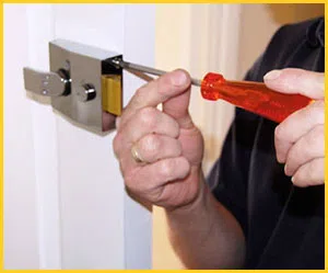 Exclusive Locksmith Service Brandon, FL 813-261-4748 Exclusive Locksmith Service Brandon, FL 813-261-4748 - 10-lock-smiths