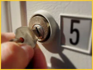 Exclusive Locksmith Service Brandon, FL 813-261-4748 - 9-mailbox-locks